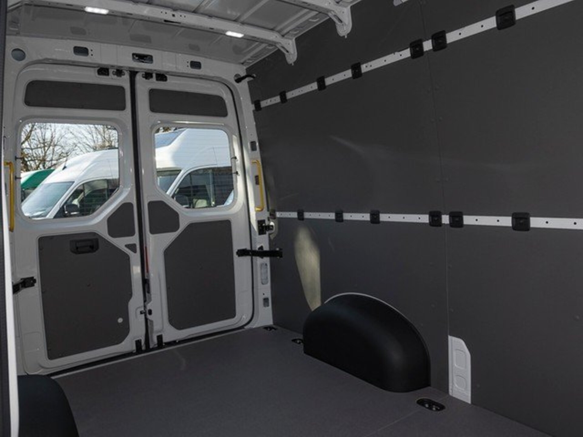 Volkswagen Crafter Kasten mittlerer Radstand
