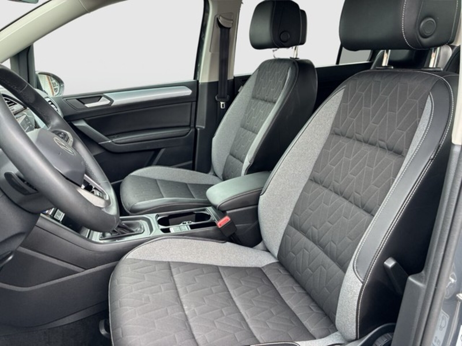 Volkswagen Touran – Bild 13