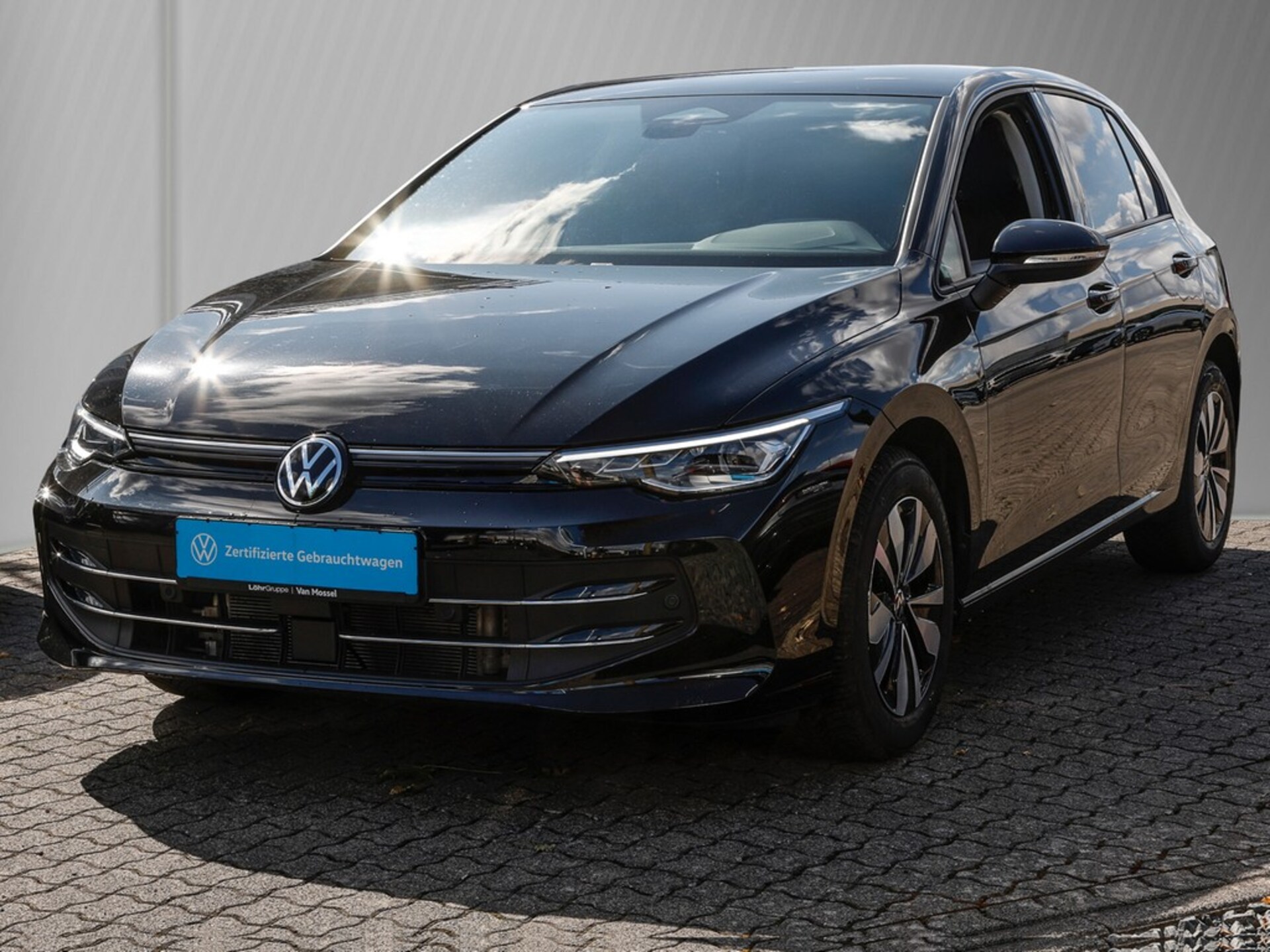 Volkswagen Golf Life