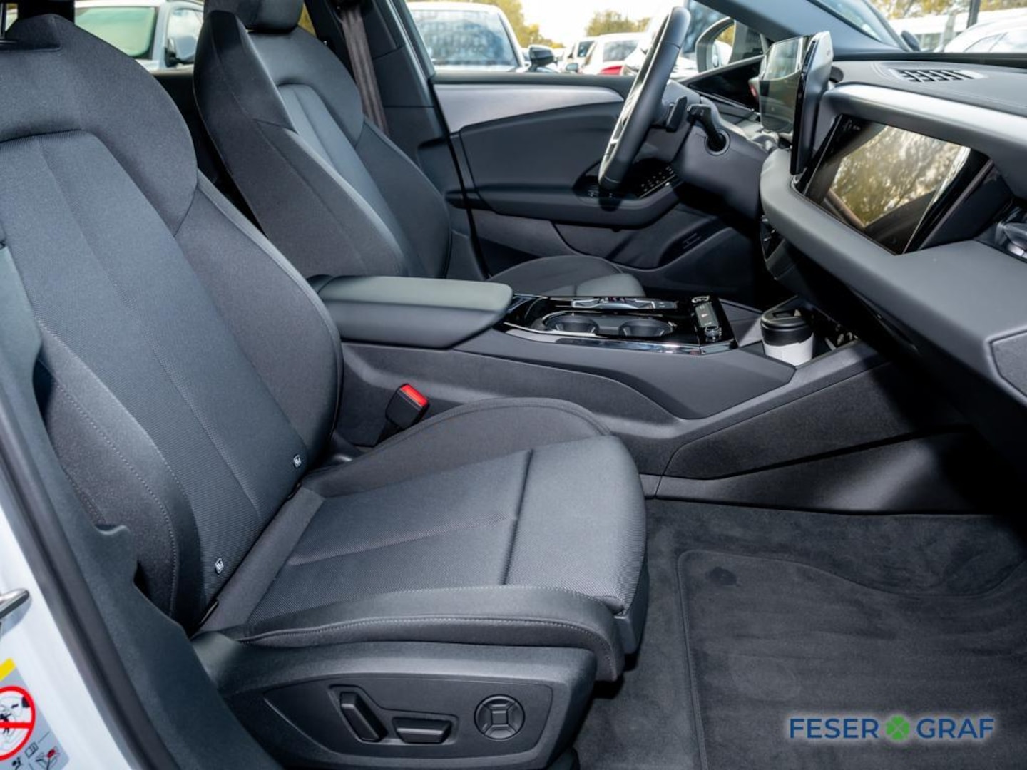 Bild über Audi A6 Avant e-tron e-tron - für weitere Informationen kontaktieren Sie den Audi Partner