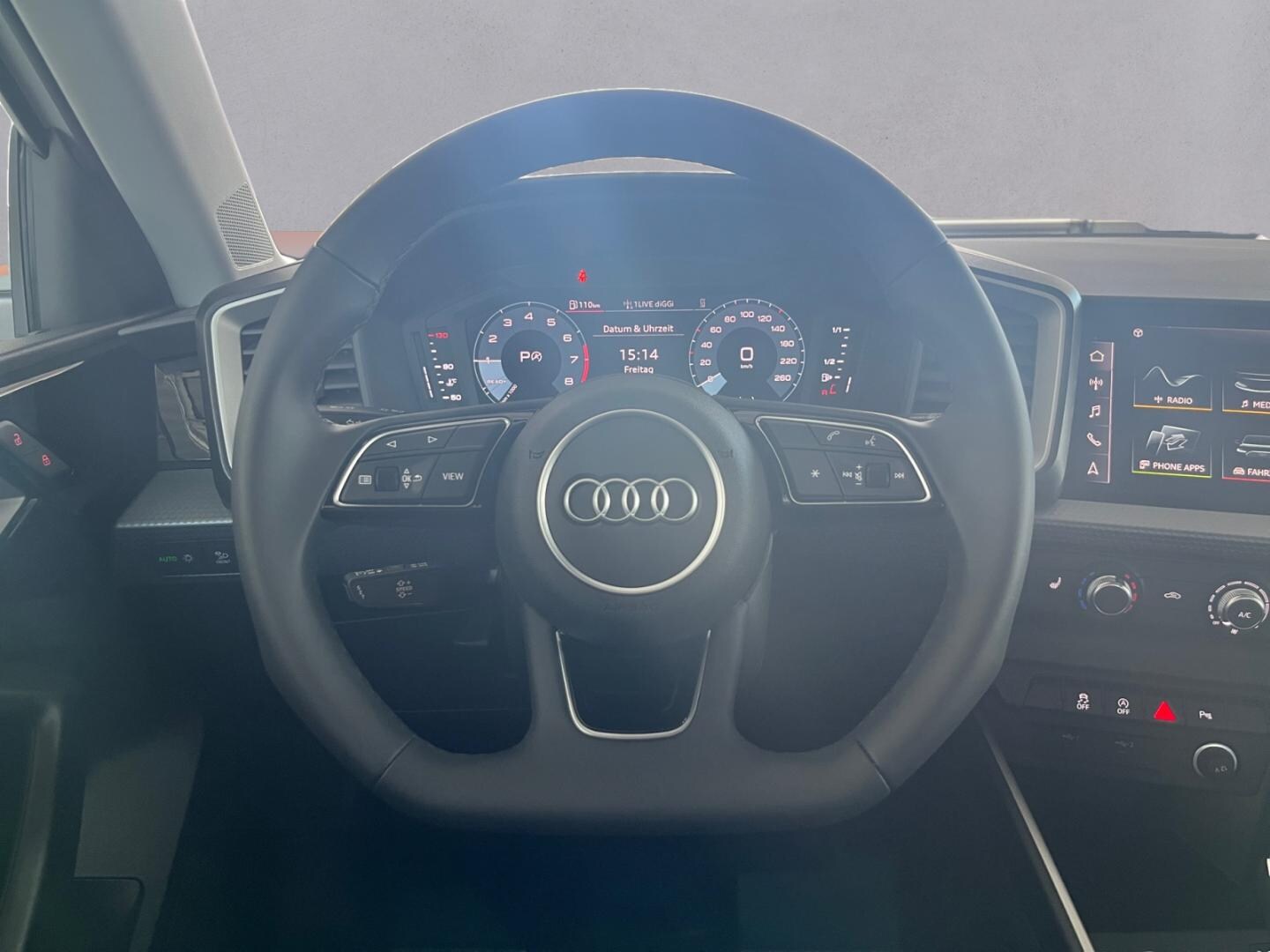 Bild über Audi A1 Sportback S line 30 TFSI S tronic - für weitere Informationen kontaktieren Sie den Audi Partner