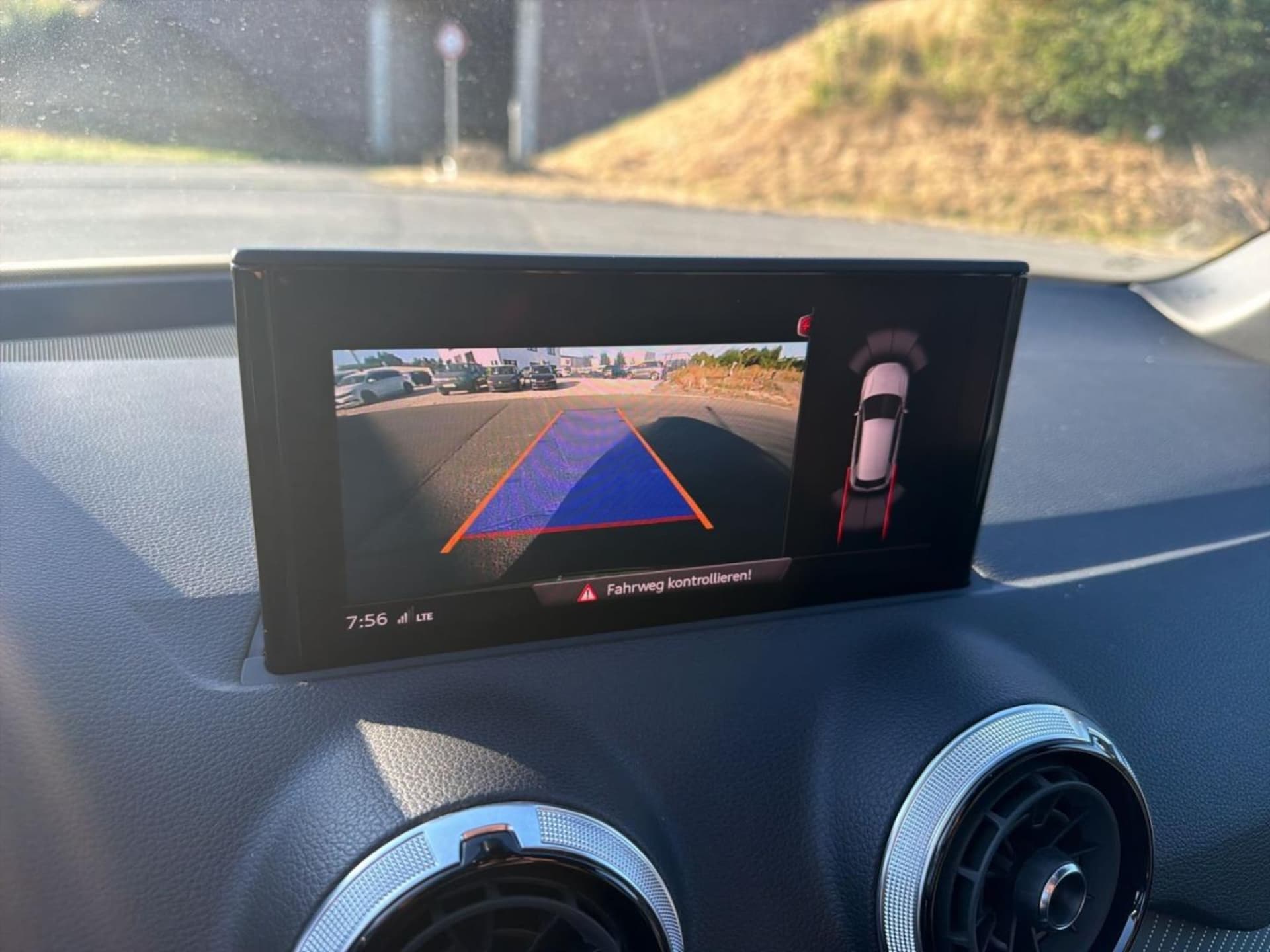 Audi SQ2