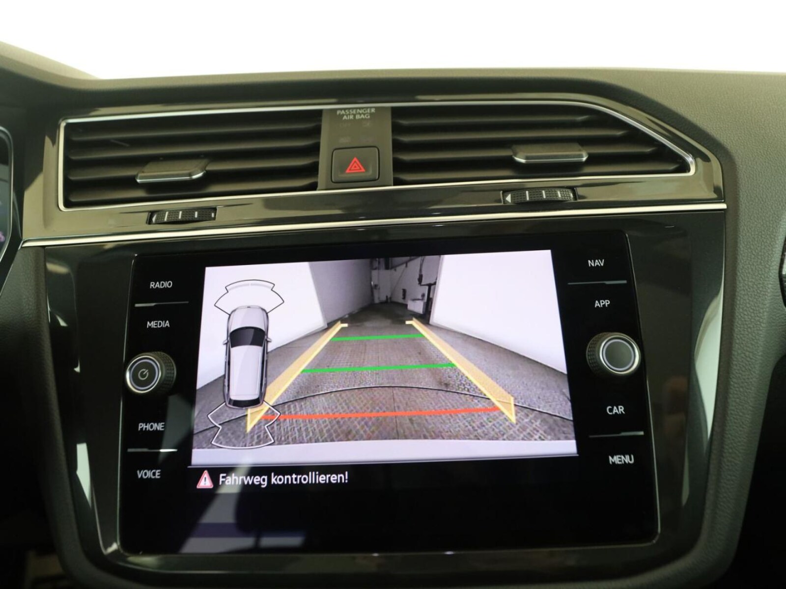 Volkswagen Tiguan – Bild 17