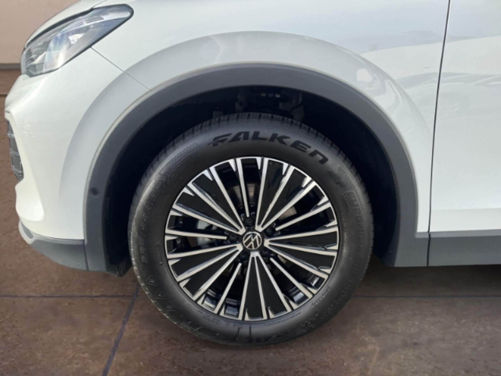 Volkswagen Tiguan – Bild 7