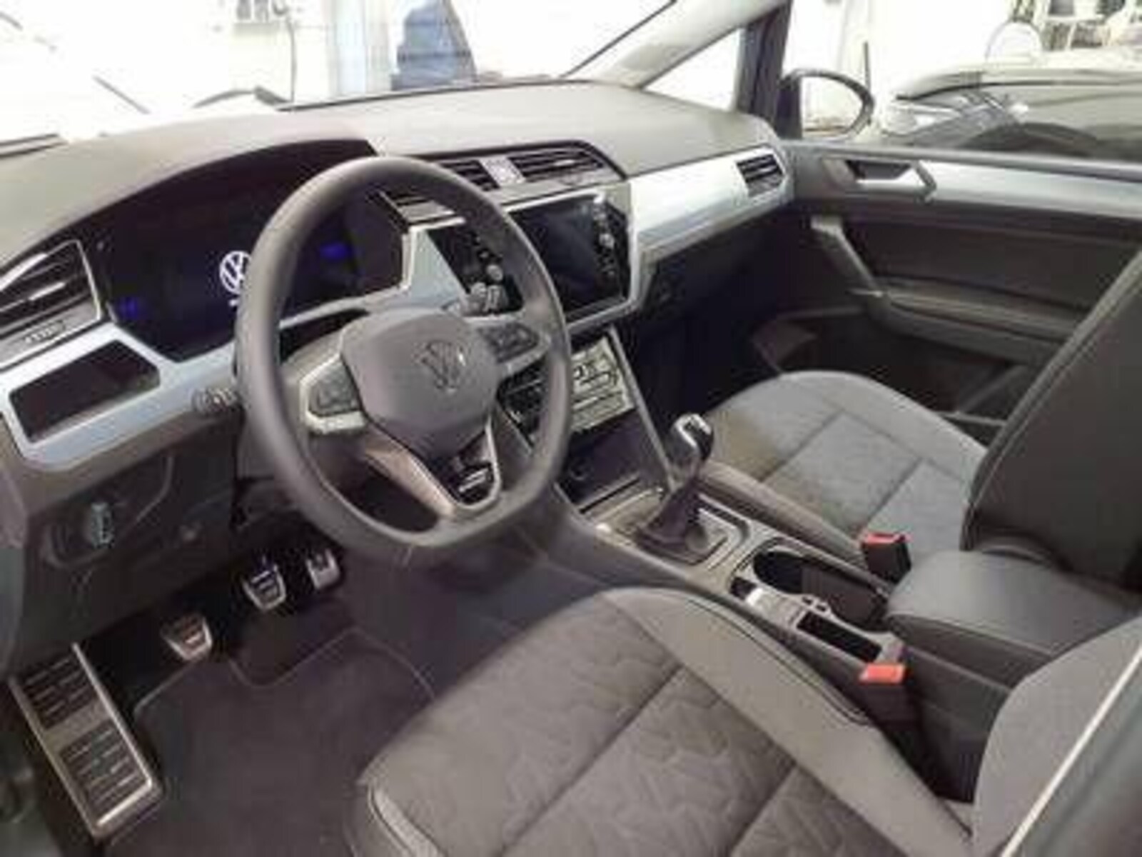 Volkswagen Touran – Bild 3