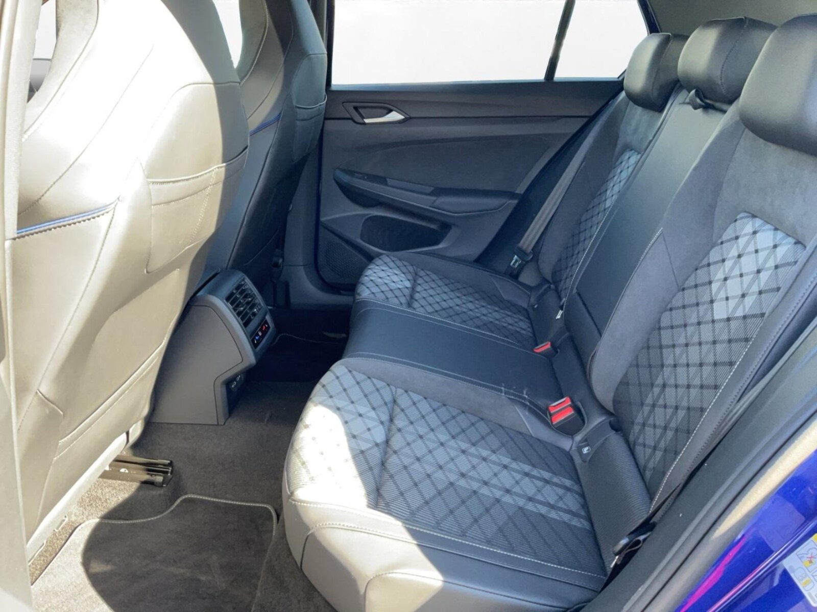 Volkswagen Golf – Bild 11