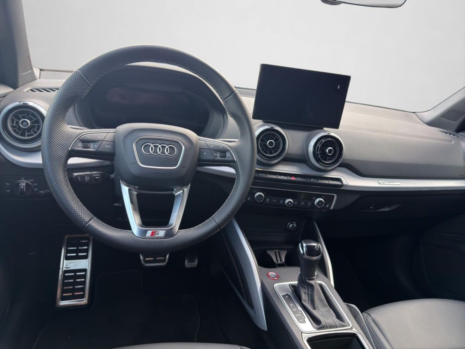 Audi SQ2 – Bild 3
