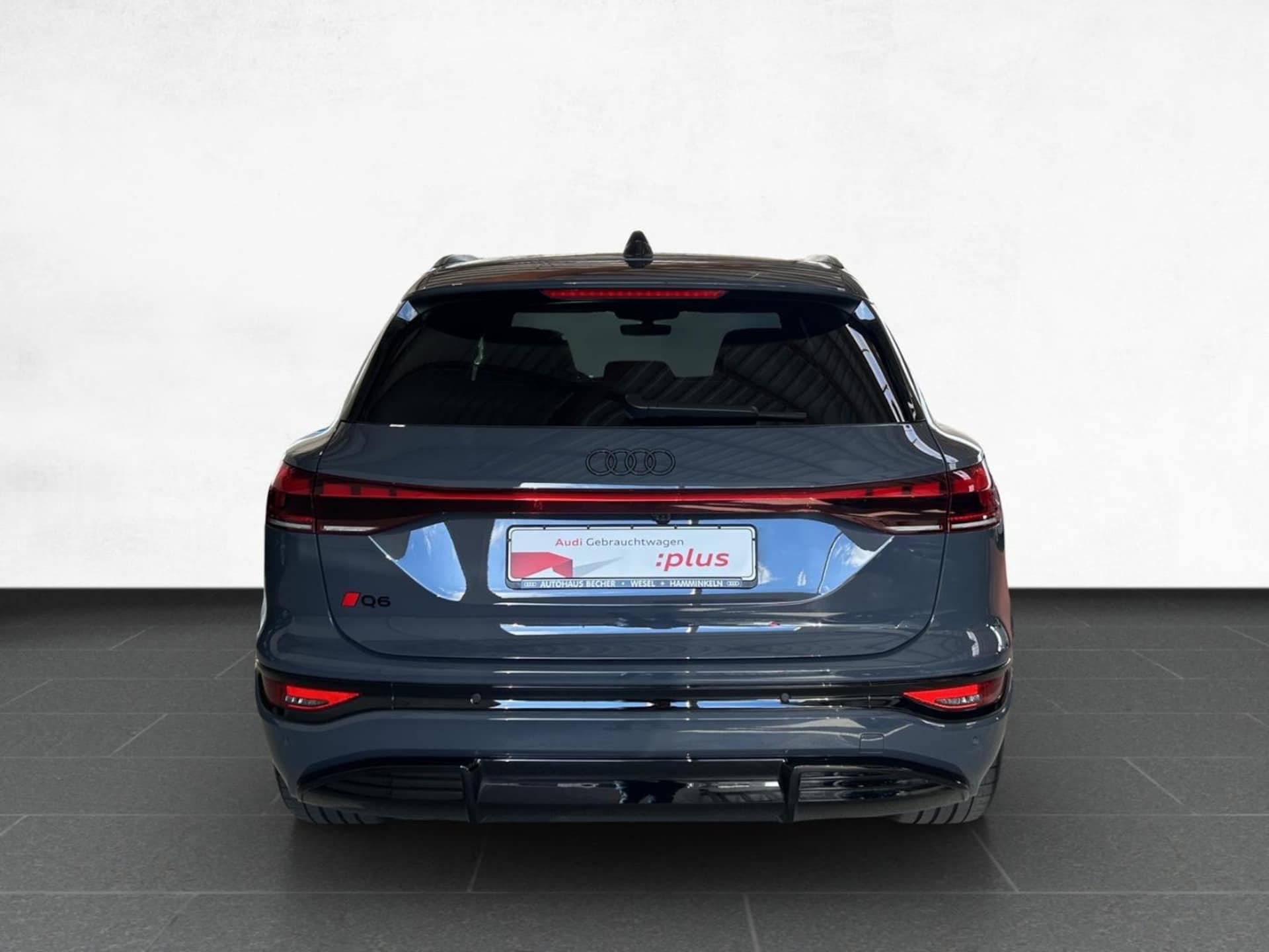 Audi Q6 SUV e-tron edition one