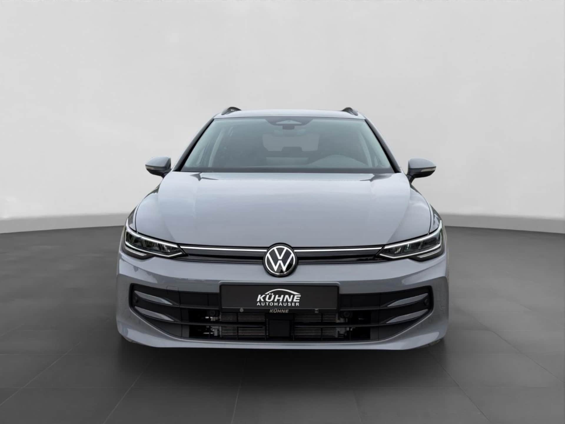 Volkswagen Golf Variant Life