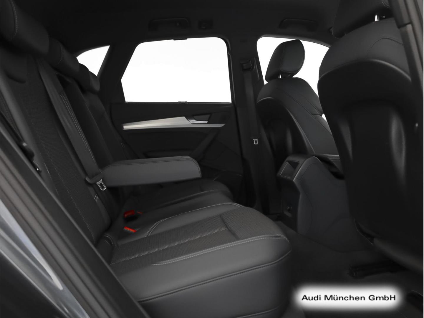 Bild über Audi Q5 40 TDI quattro S tronic - für weitere Informationen kontaktieren Sie den Audi Partner