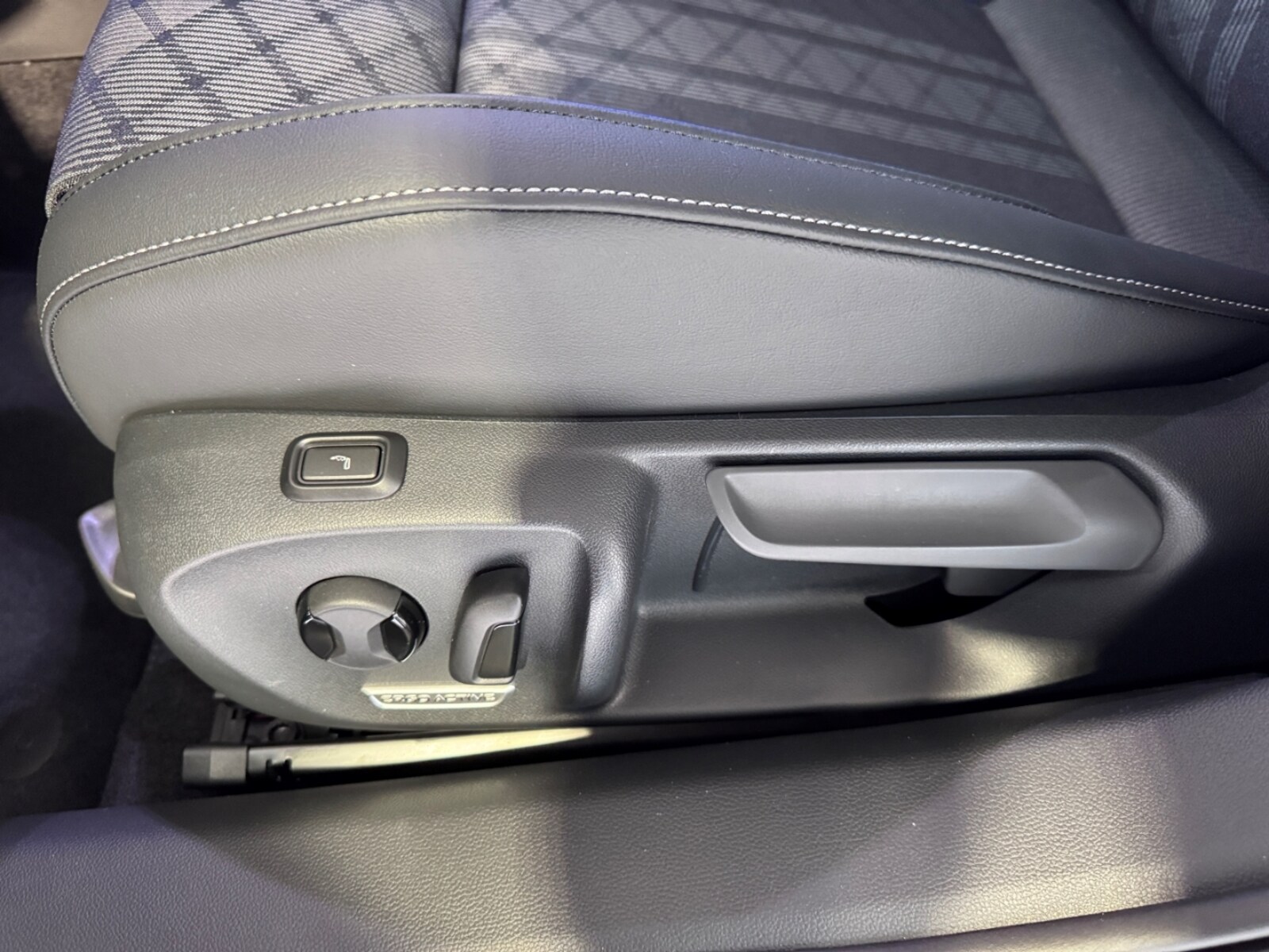 Volkswagen Passat – Bild 14