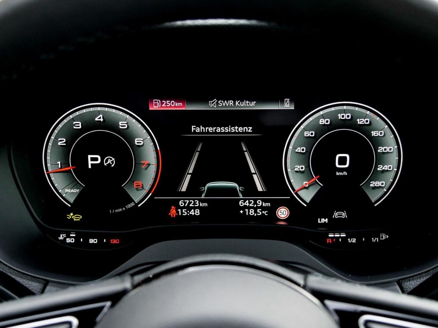 Bild über Audi Q2 35 TFSI S tronic - für weitere Informationen kontaktieren Sie den Audi Partner