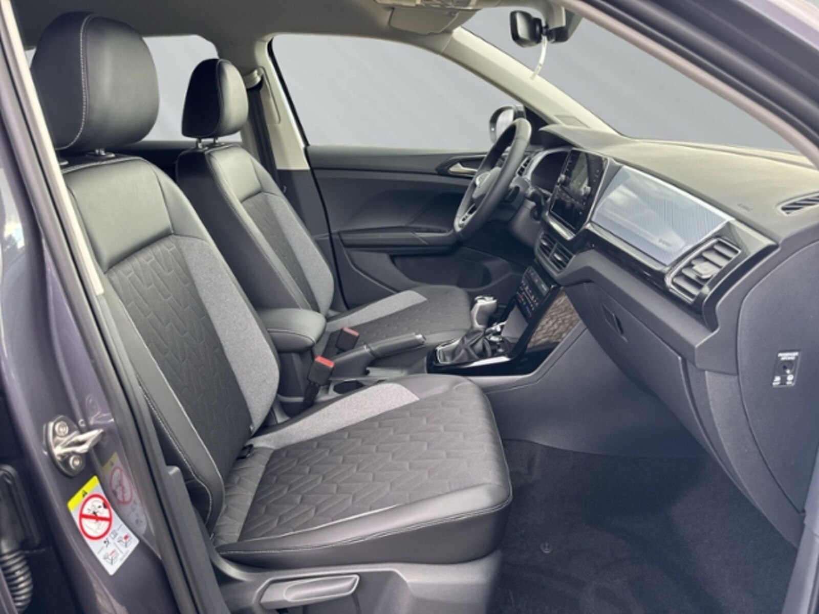 Volkswagen T-Cross – Bild 11