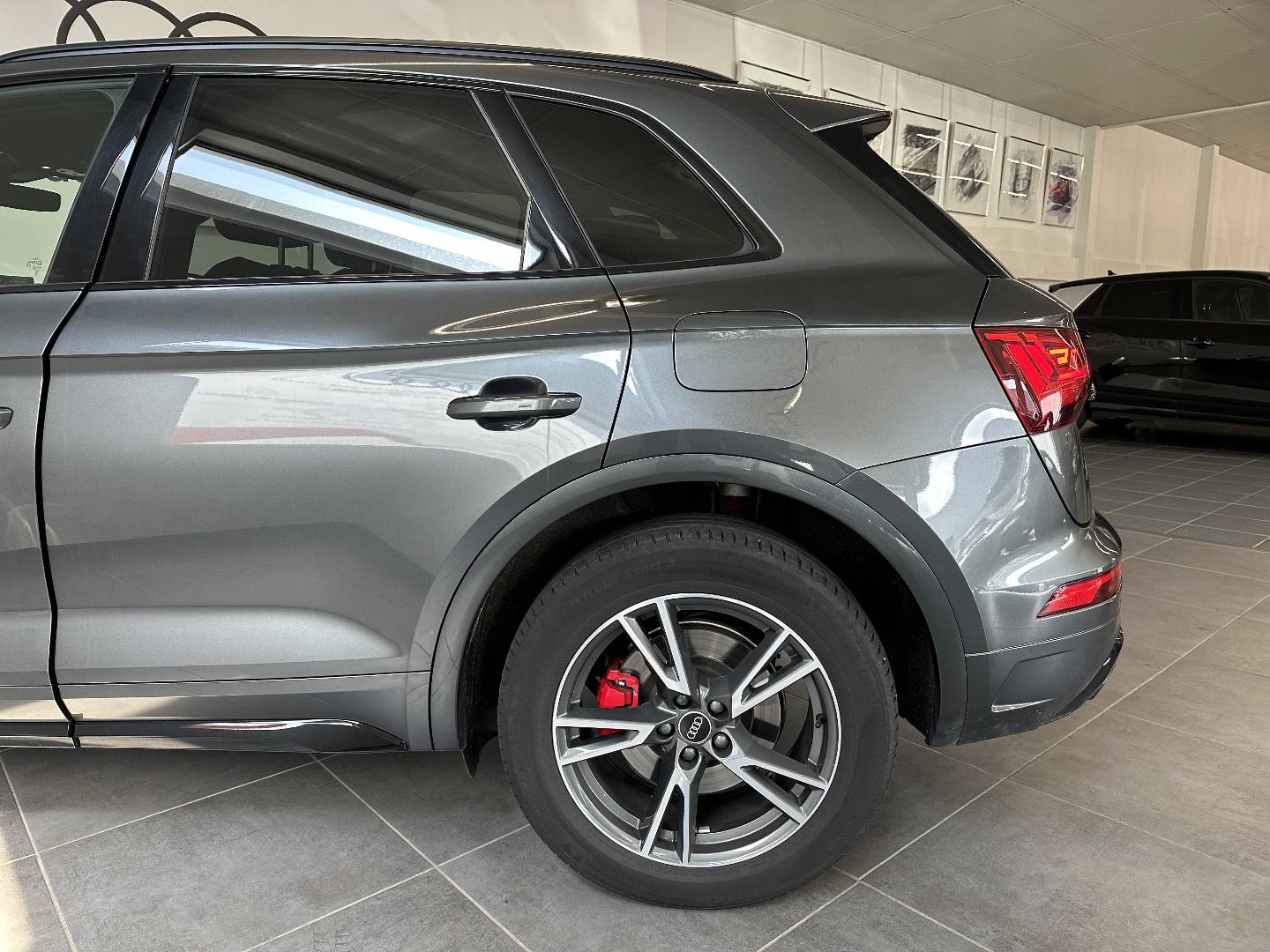 Image about Audi Q5 TFSI e S line 55 TFSI e quattro 270 kW (367 ch) S tronic