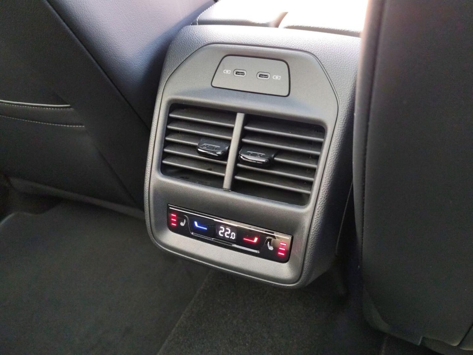 Volkswagen Passat – Bild 12