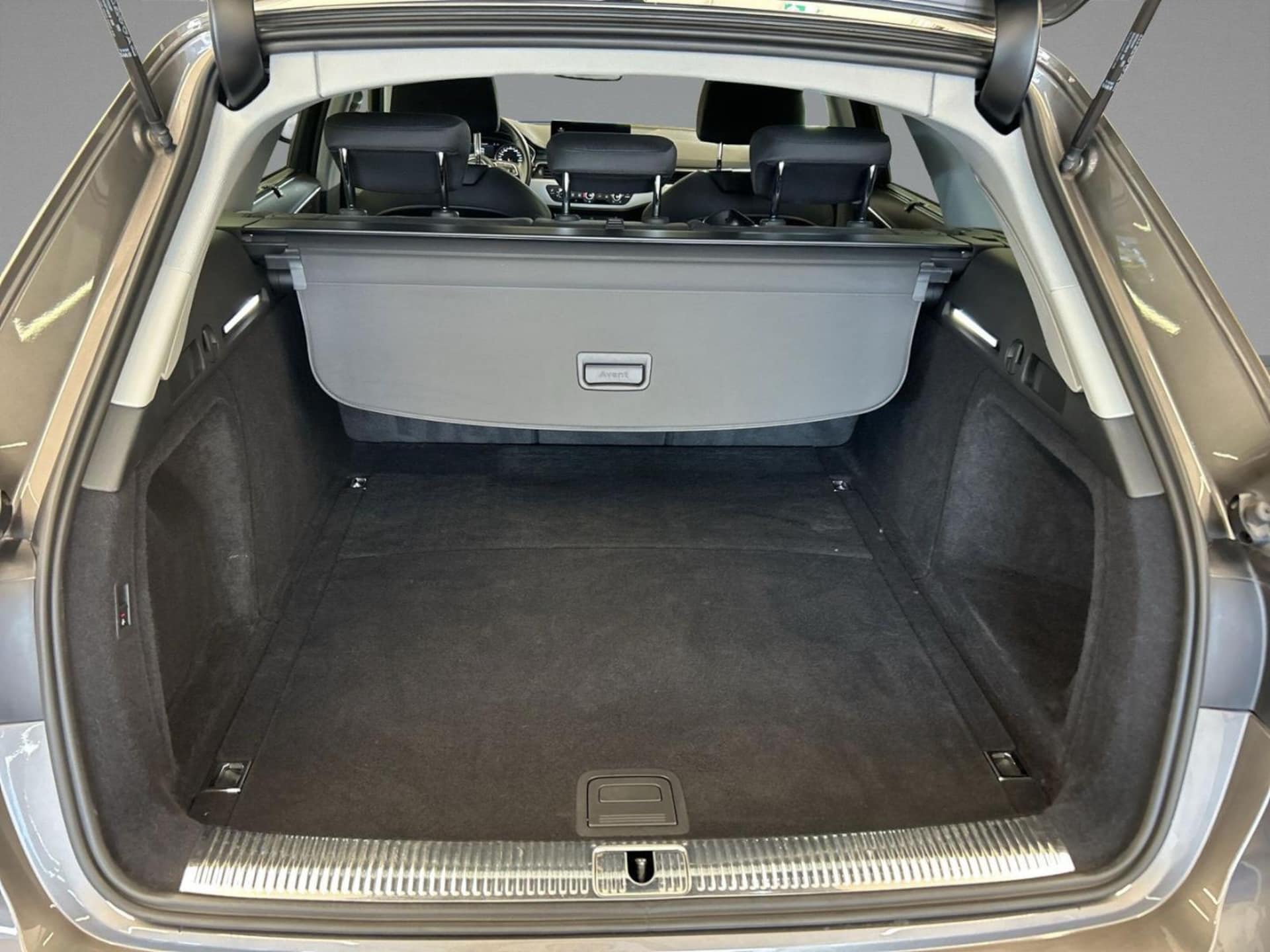Audi A4 Avant Advanced