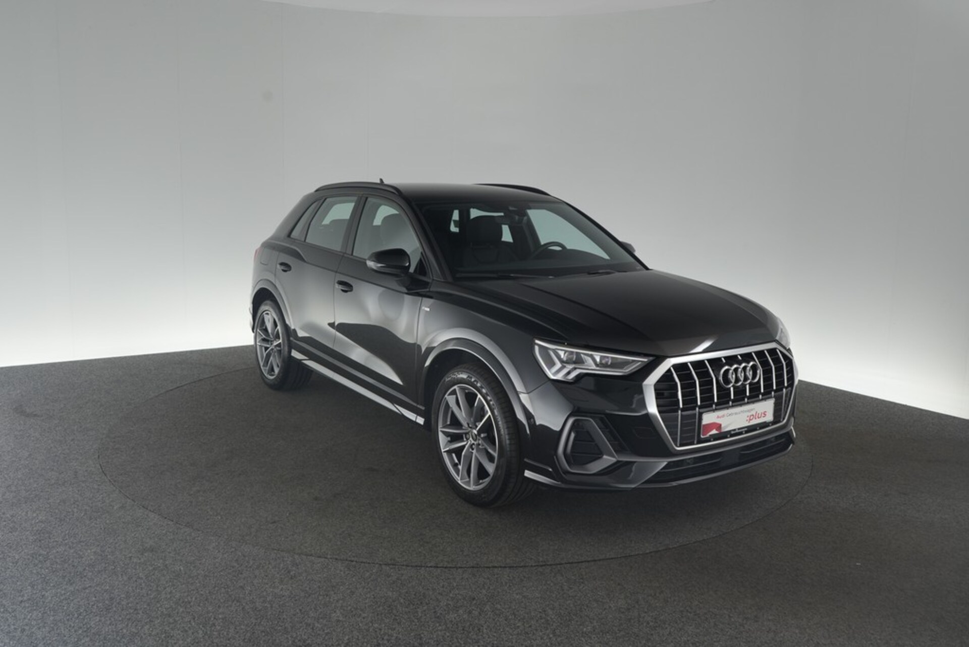 Audi Q3 SUV S line