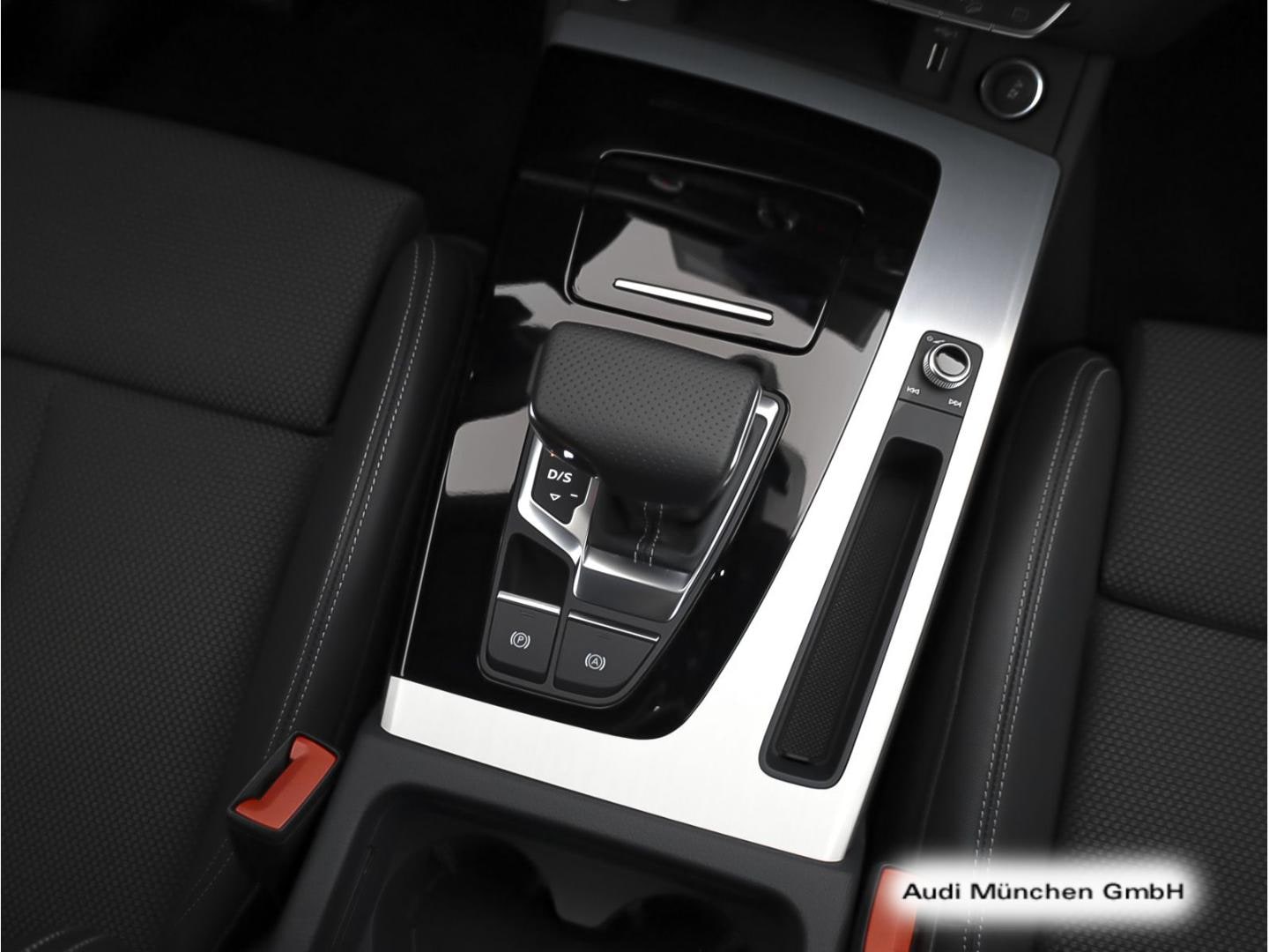 Bild über Audi Q5 40 TDI quattro S tronic - für weitere Informationen kontaktieren Sie den Audi Partner