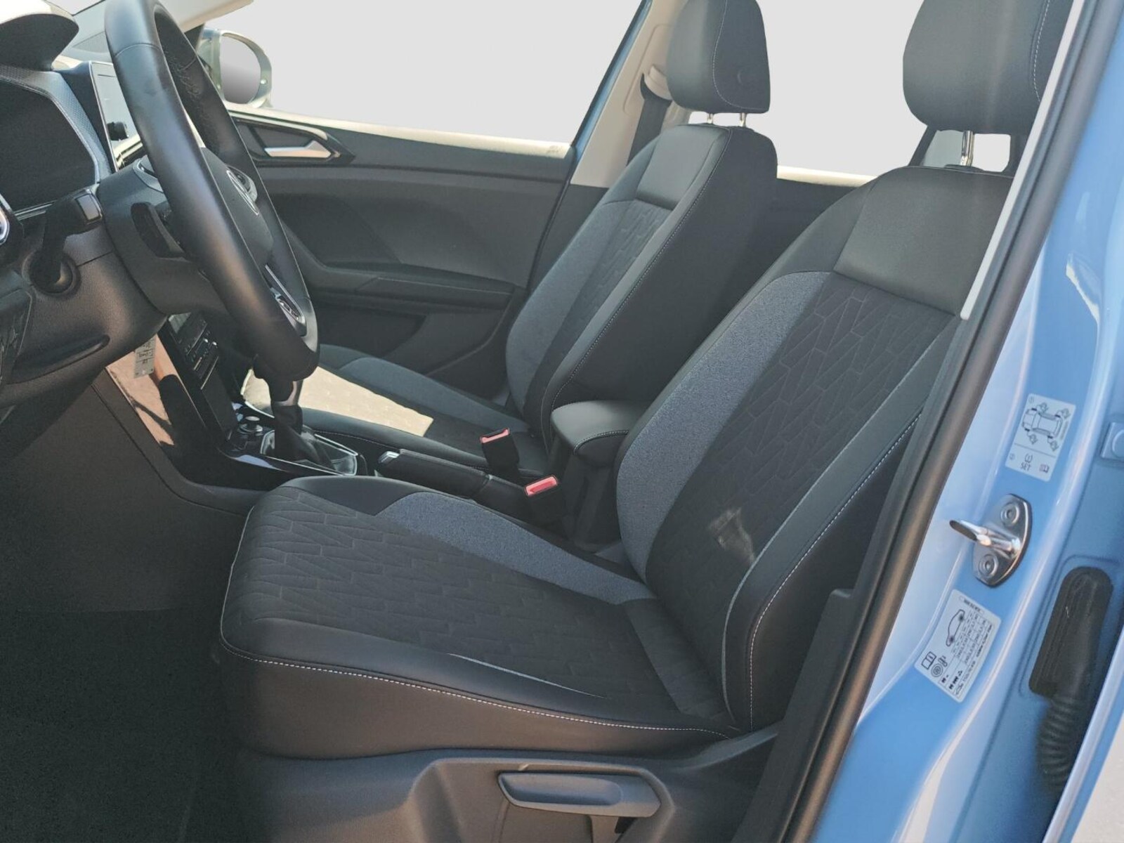 Volkswagen T-Cross – Bild 9