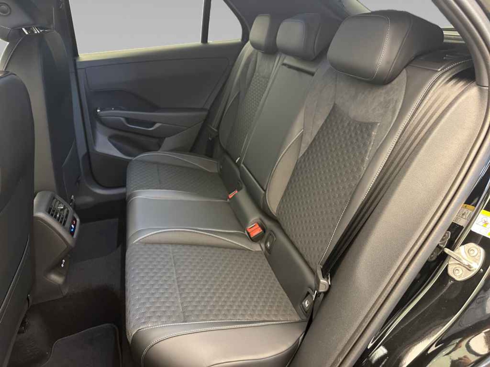 Volkswagen T-Roc – Bild 12