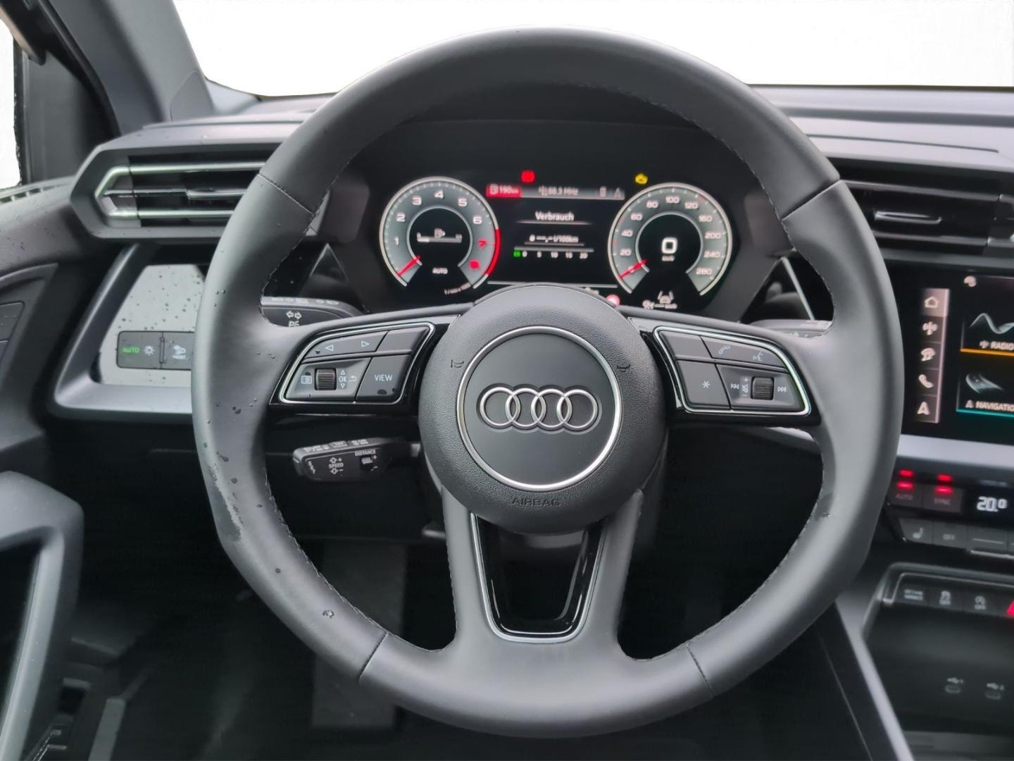 Bild über Audi A3 allstreet TFSI Schaltgetriebe - für weitere Informationen kontaktieren Sie den Audi Partner