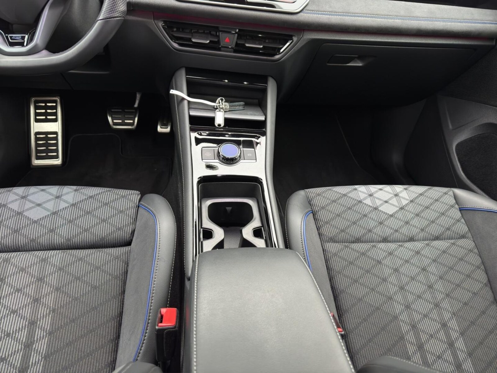 Volkswagen Tiguan – Bild 11