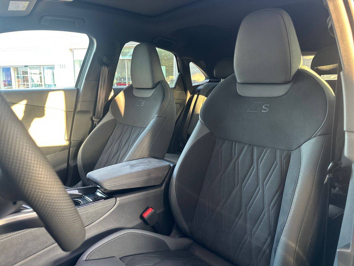 Image about Audi Q3 Sportback e-hybrid Design e-hybrid 272 ch S tronic