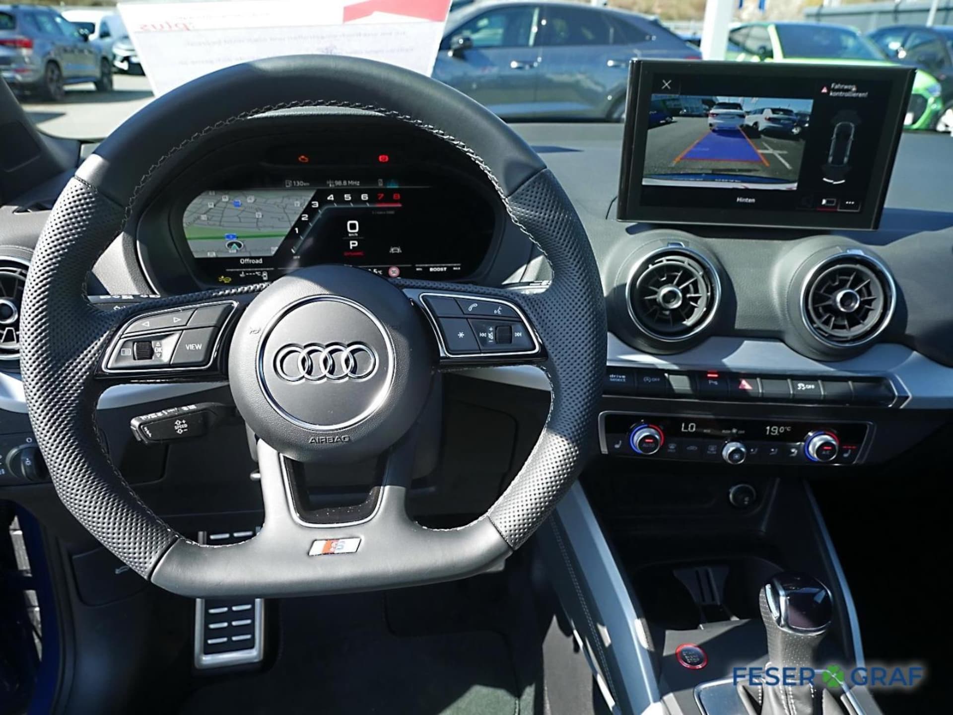 Audi SQ2