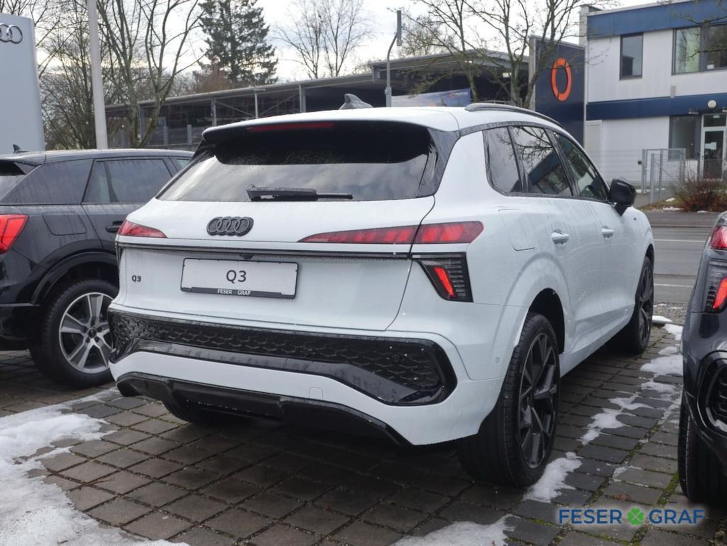 Bild über Audi Q3 SUV e-hybrid e-hybrid 200 kW S tronic - für weitere Informationen kontaktieren Sie den Audi Partner