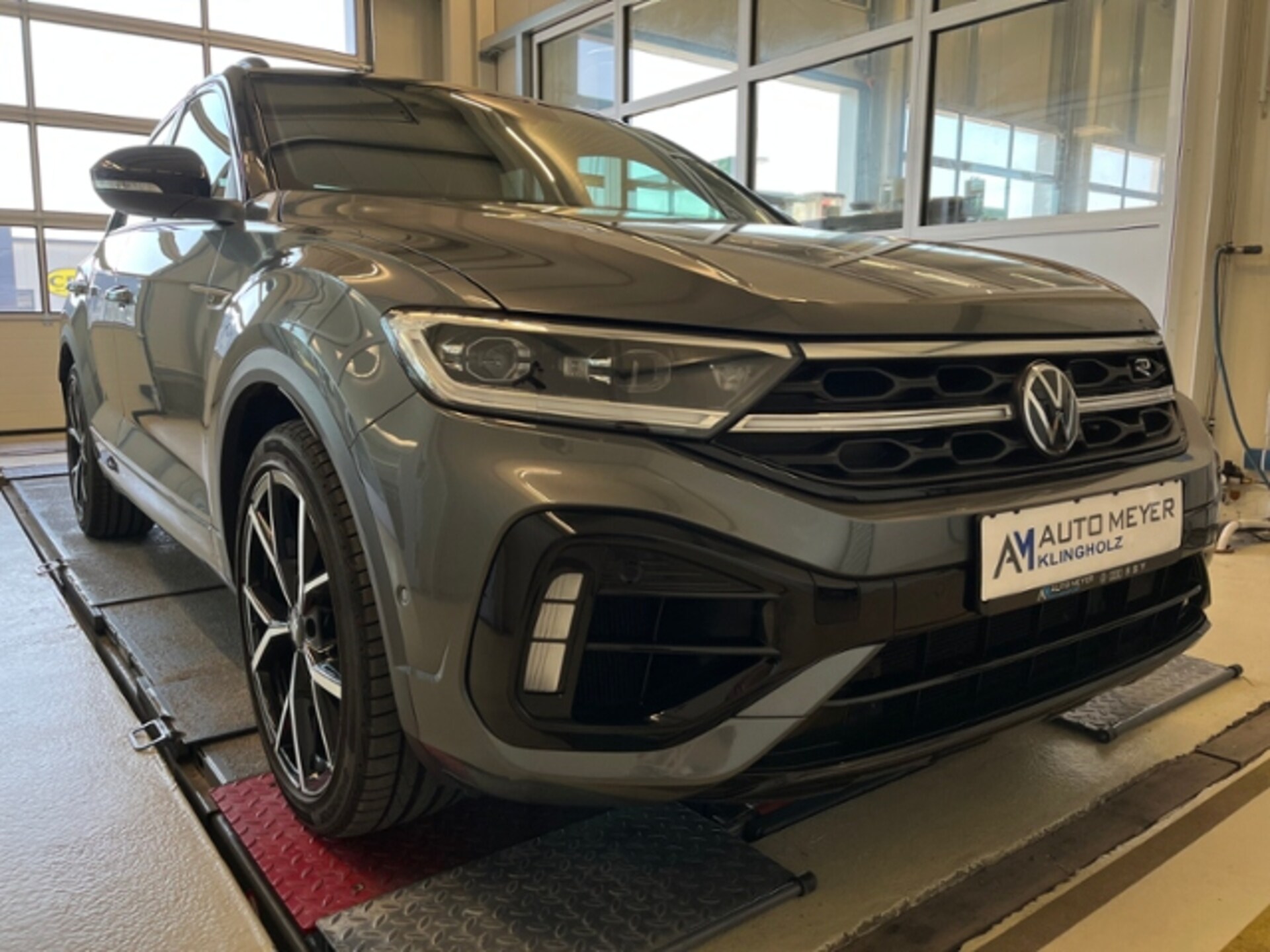 Volkswagen T-Roc R