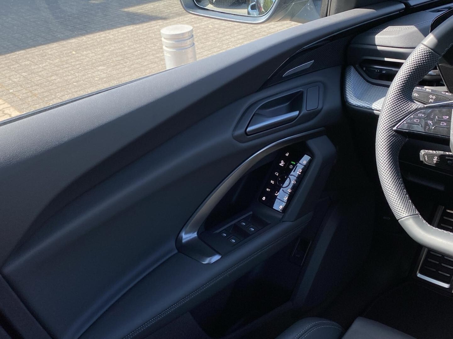 Bild über Audi Q5 Sportback TDI quattro 150 kW S tronic - für weitere Informationen kontaktieren Sie den Audi Partner