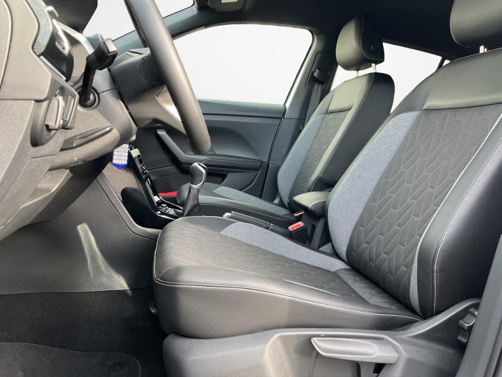 Volkswagen T-Cross – Bild 7