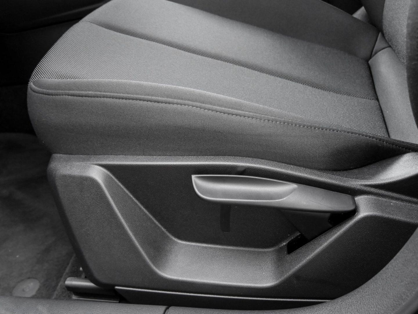 Bild über Audi Q2 35 TFSI S tronic - für weitere Informationen kontaktieren Sie den Audi Partner
