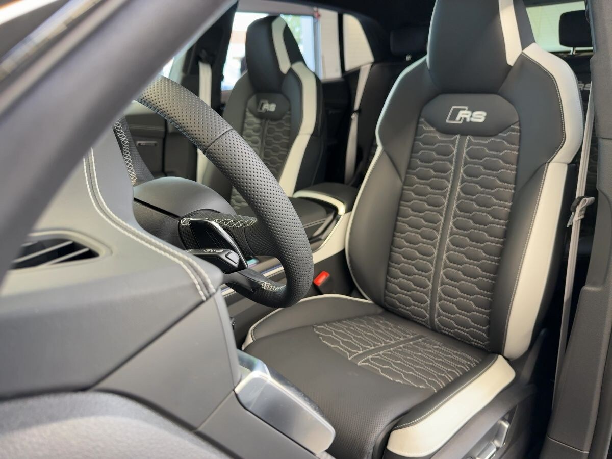 Image about Audi RS Q8 SUV RS Q8 SUV performance 471(640) kW(PS) tiptronic