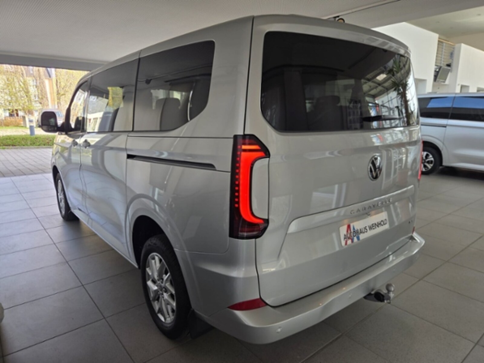 Volkswagen Caravelle – Bild 7