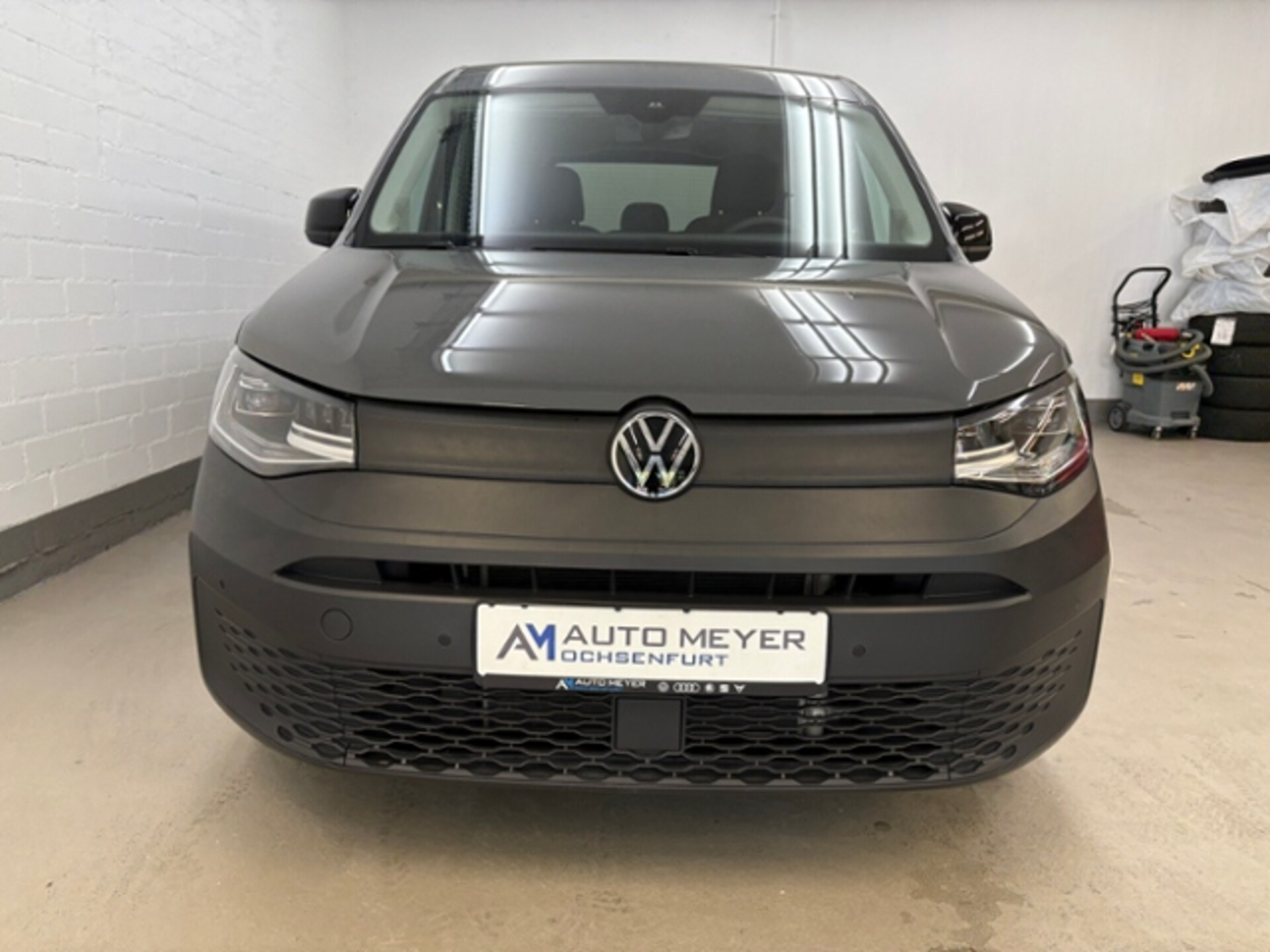 Volkswagen Caddy Basis-Modell