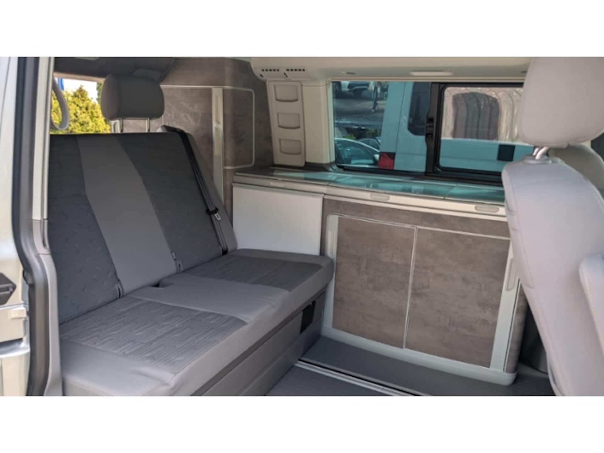 Volkswagen T6.1 California Ocean