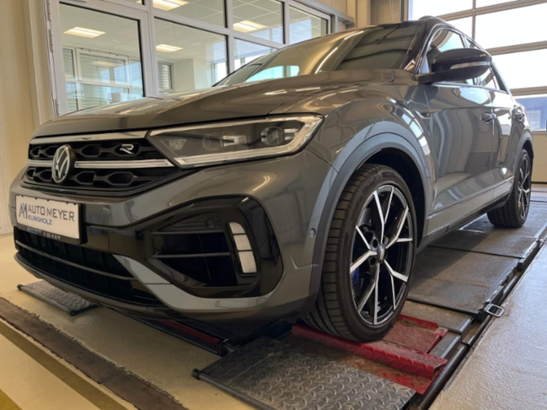 Volkswagen T-Roc R