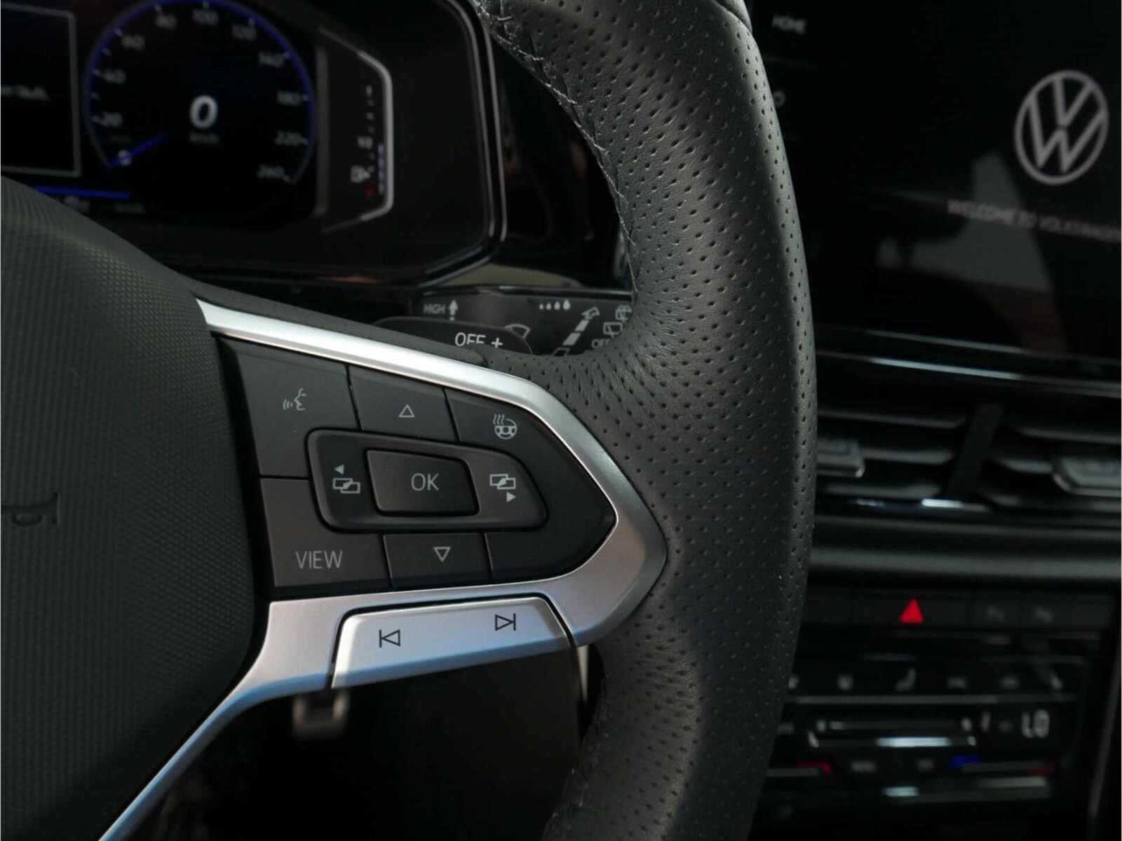 Volkswagen T-Roc – Bild 12