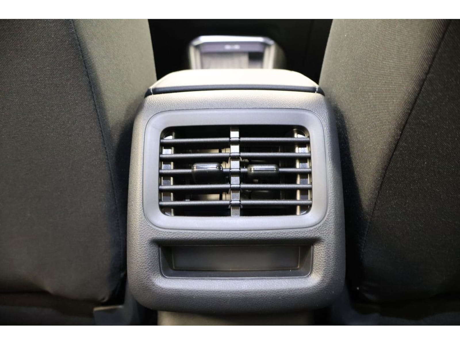 Volkswagen T-Roc – Bild 13