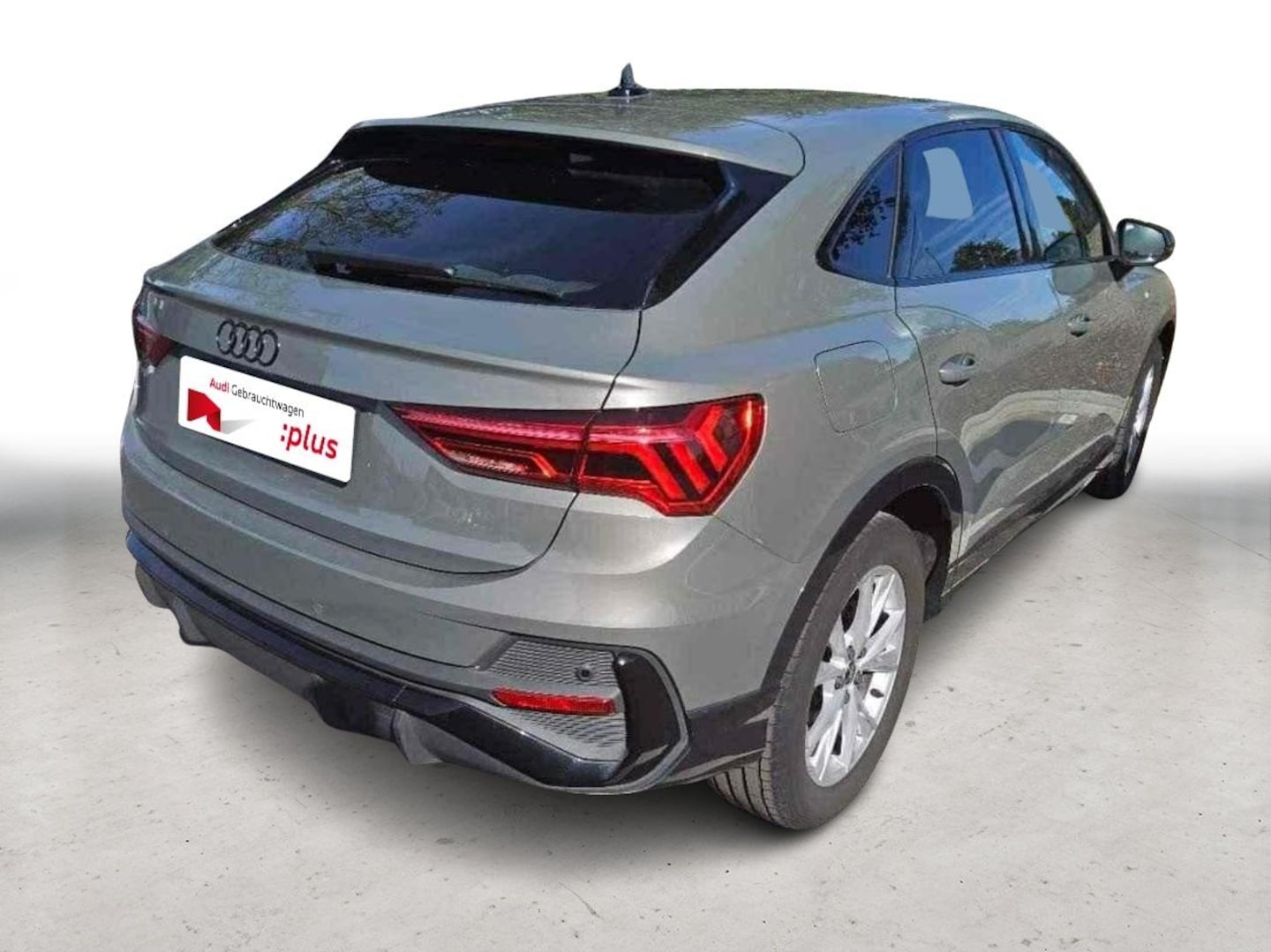 Bild über Audi Q3 Sportback S line 35 TFSI S tronic - für weitere Informationen kontaktieren Sie den Audi Partner