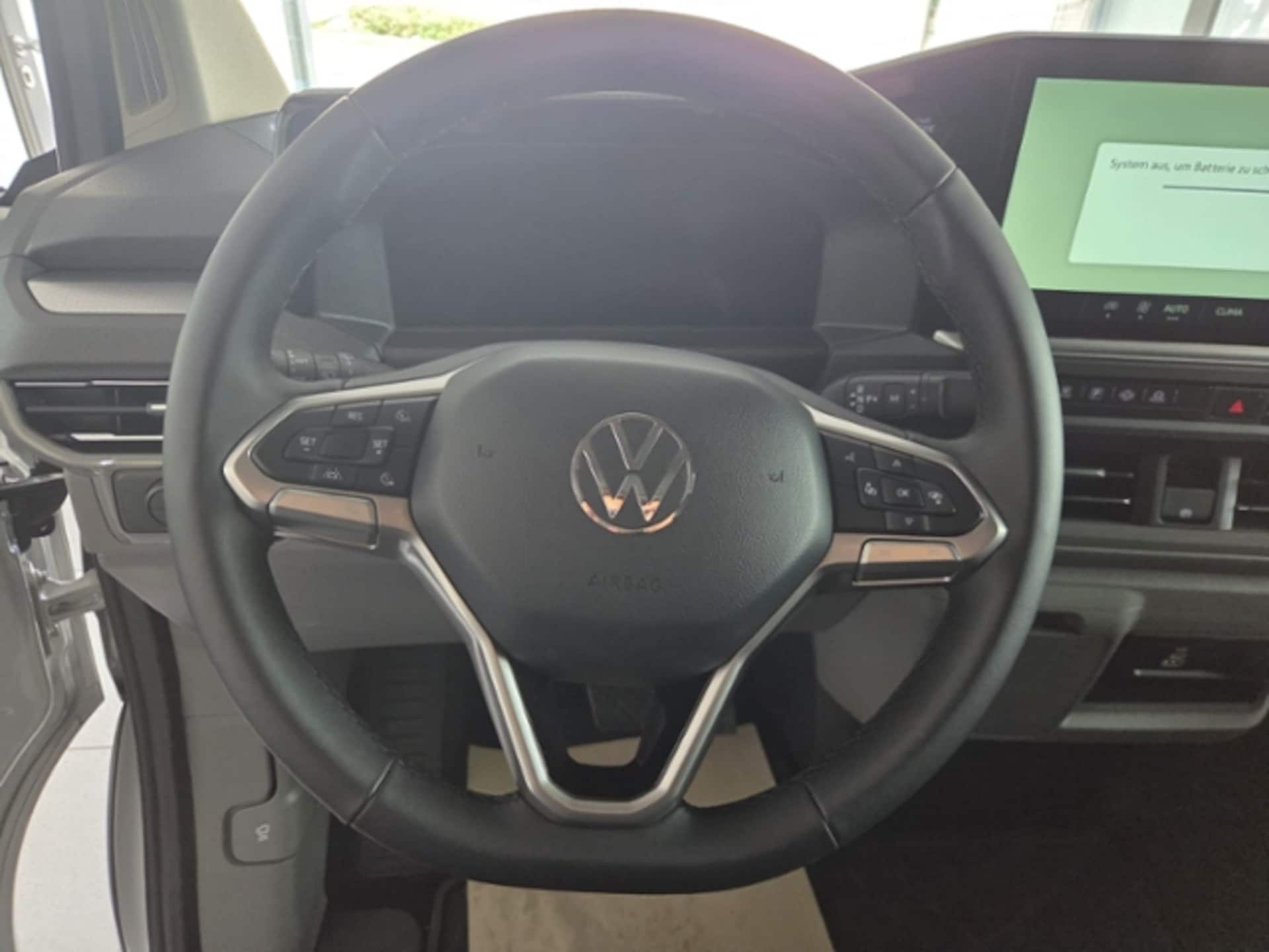 Volkswagen Caravelle Style