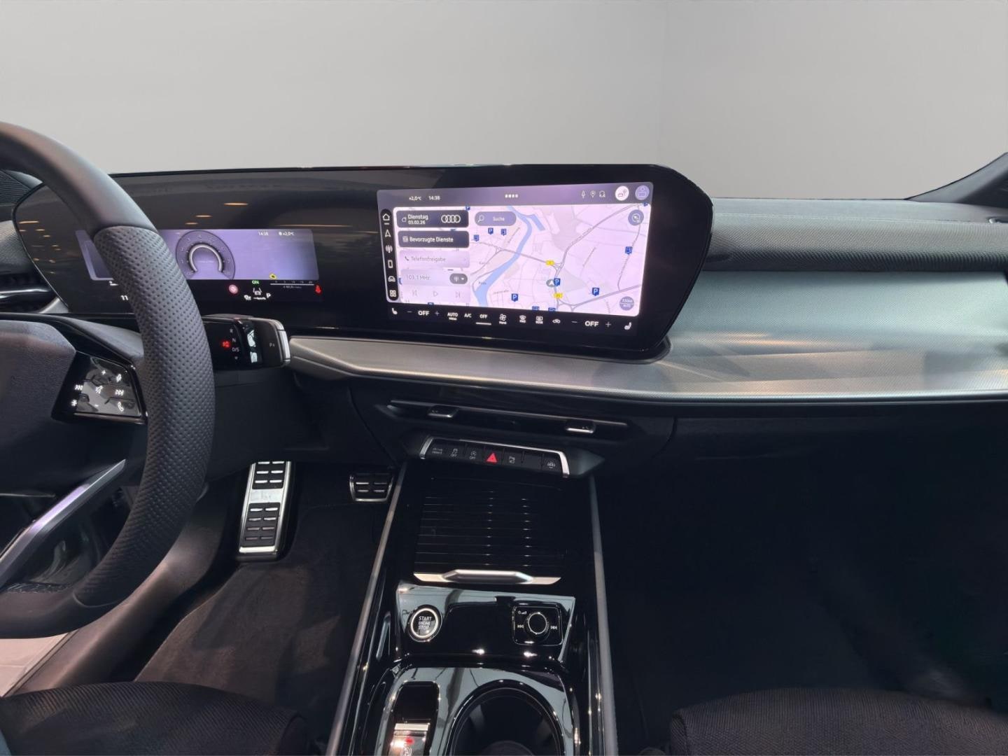 Bild über Audi Q3 SUV TFSI 110 kW S tronic - für weitere Informationen kontaktieren Sie den Audi Partner