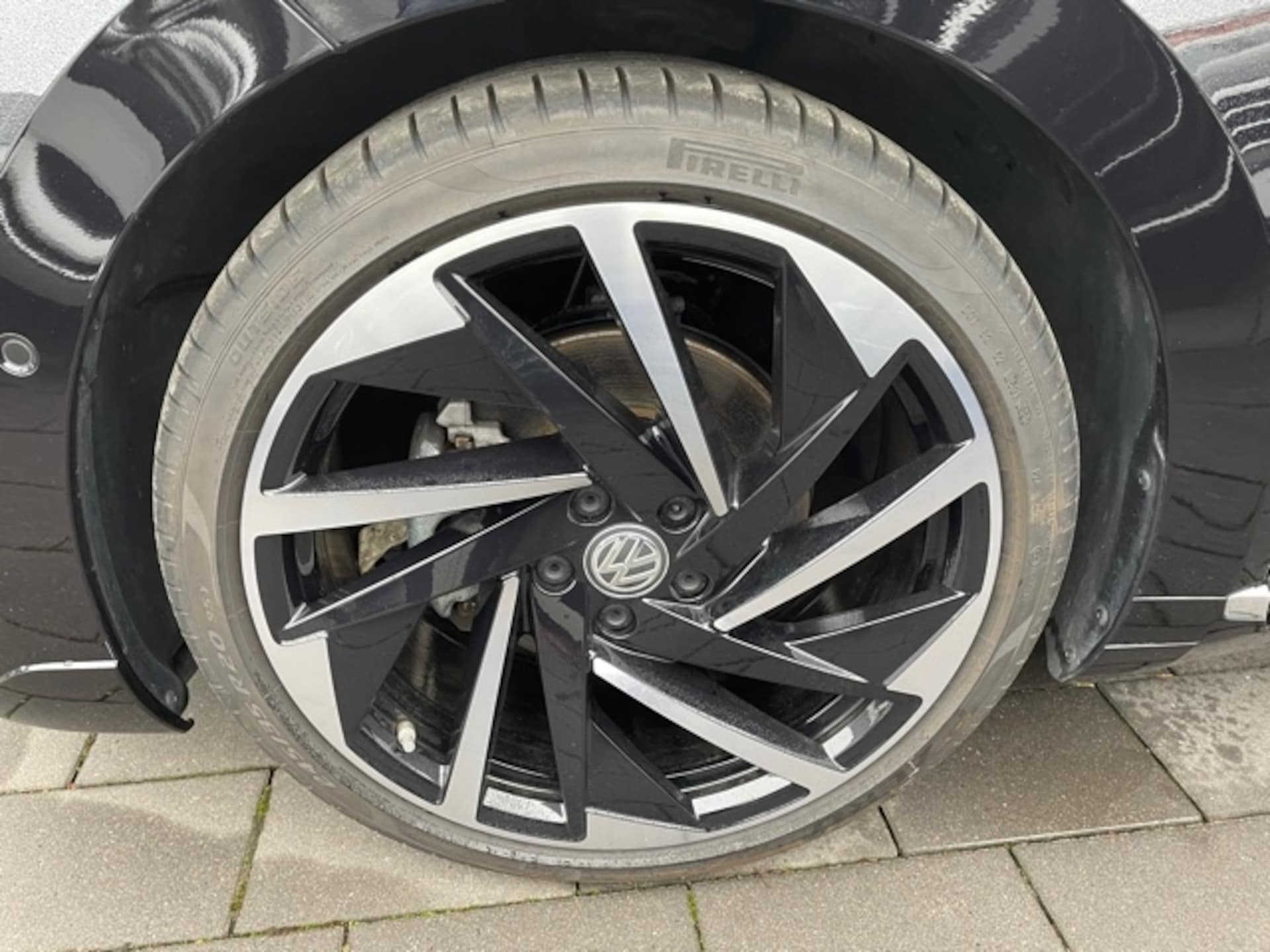 Volkswagen Arteon R-Line