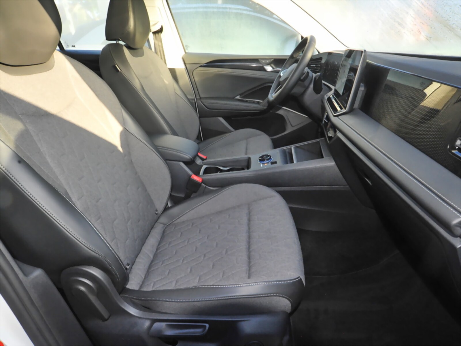 Volkswagen Tiguan – Bild 9