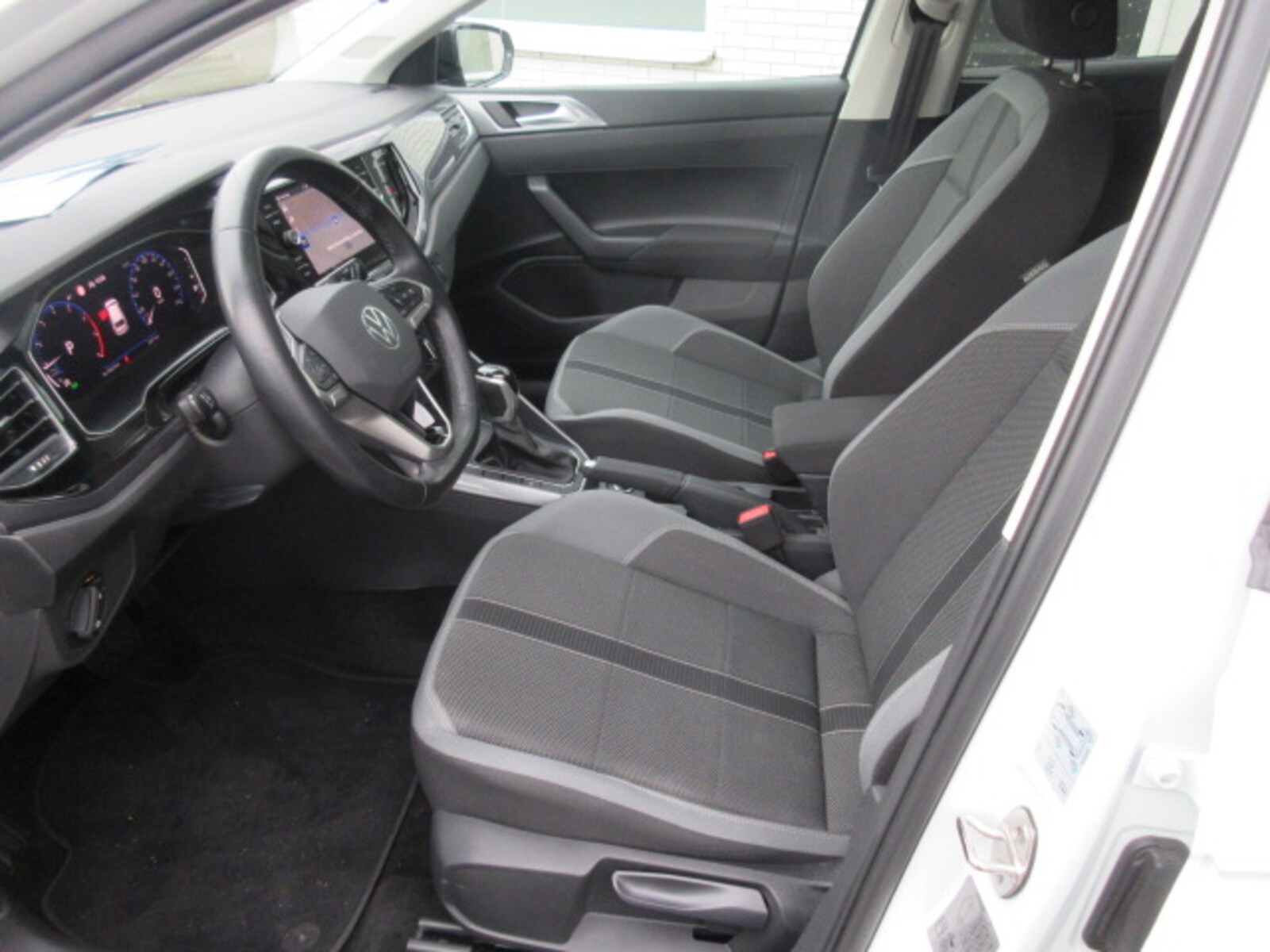 Volkswagen Polo – Bild 8