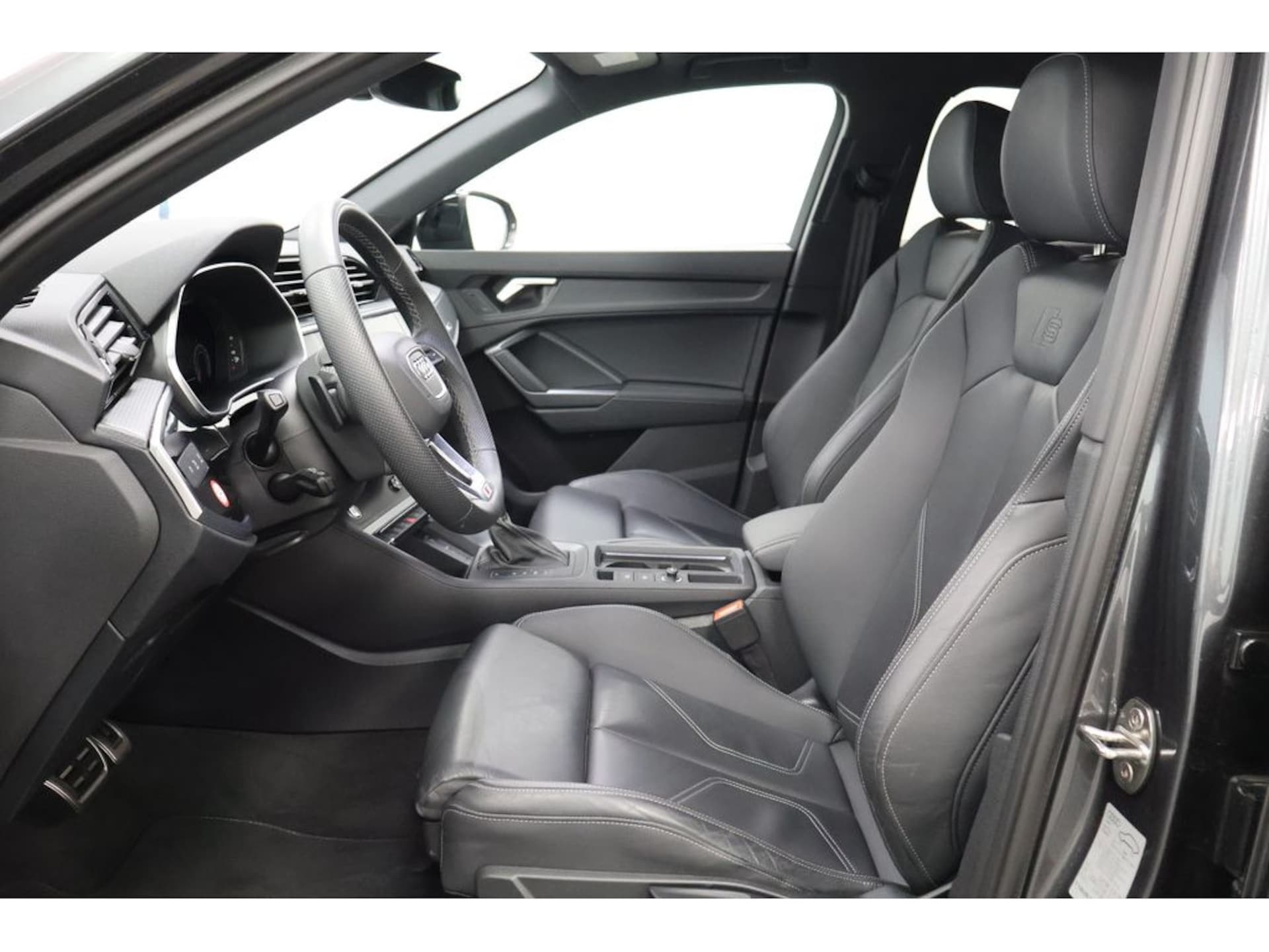 Audi Q3 Sportback S line