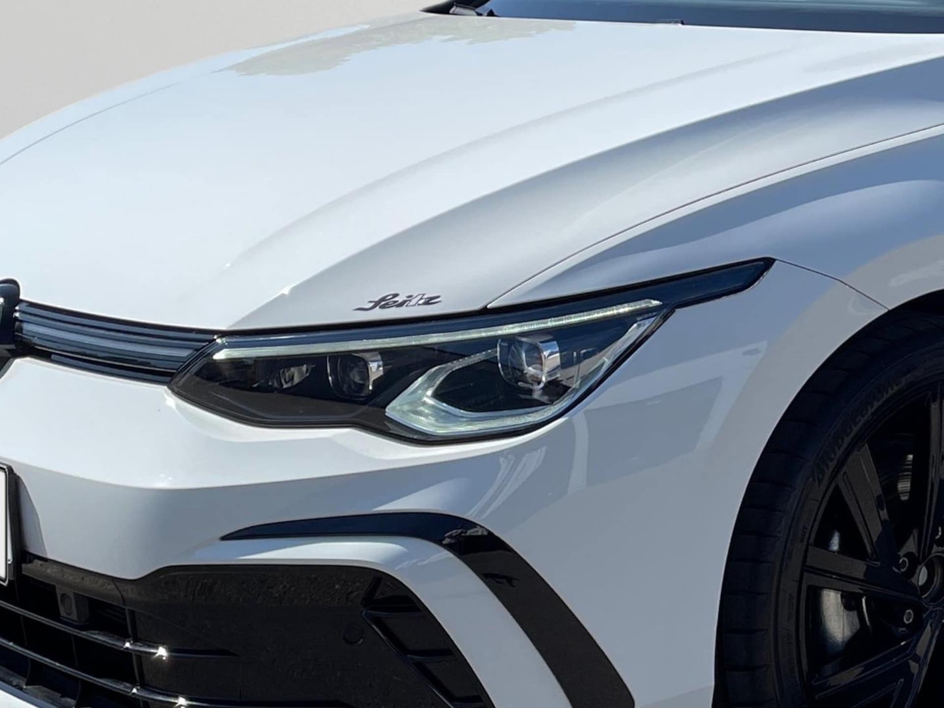 Volkswagen Golf R-Line