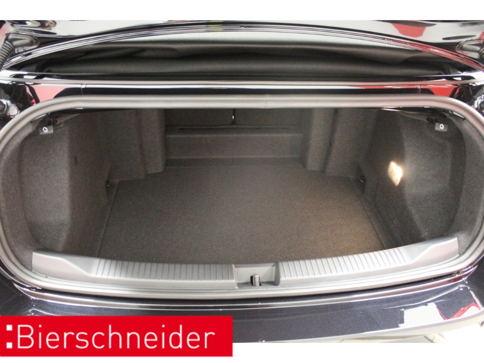 Volkswagen T-Roc Cabriolet – Bild 11