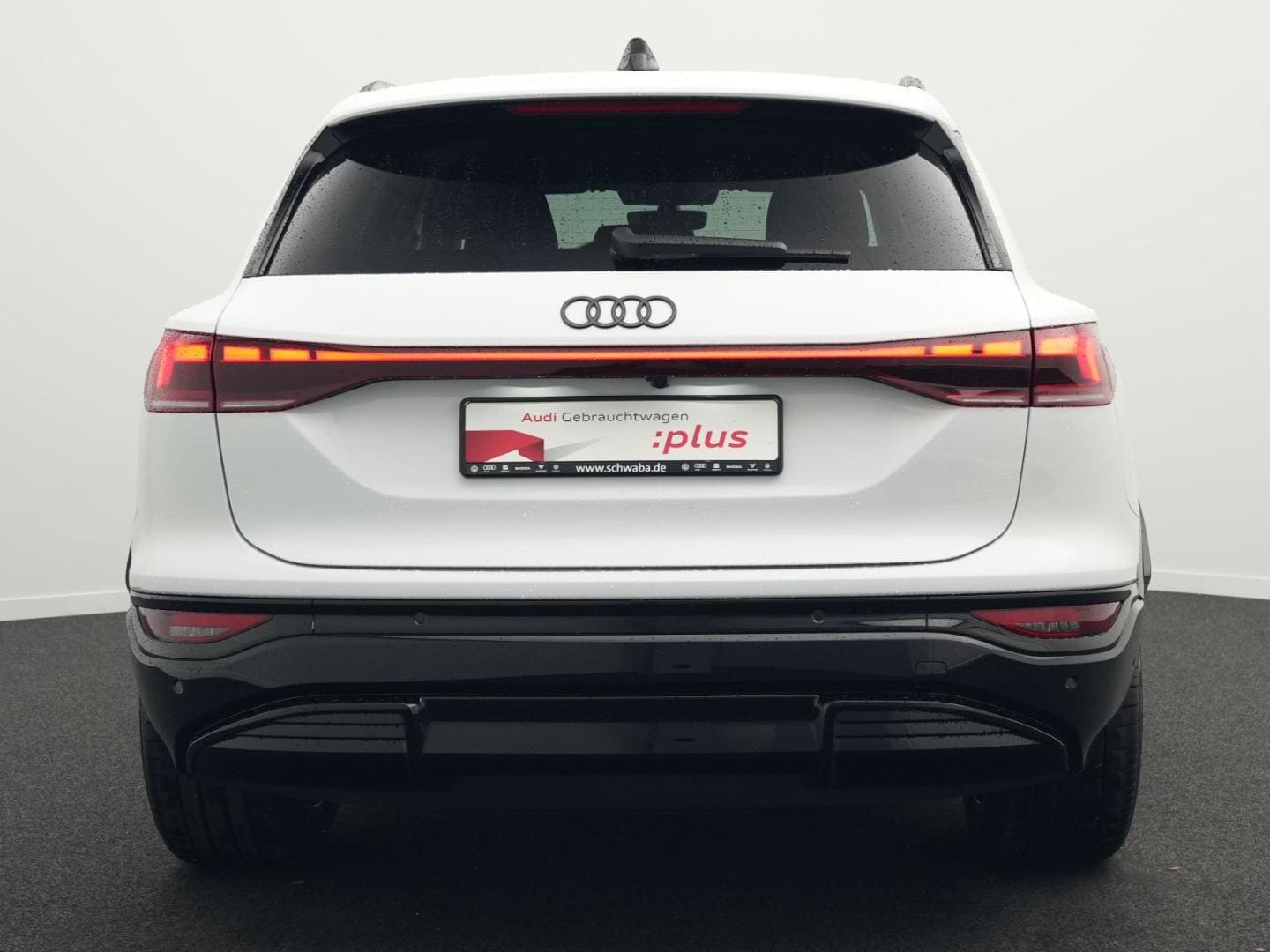 Bild über Audi Q6 SUV e-tron e-tron performance - für weitere Informationen kontaktieren Sie den Audi Partner